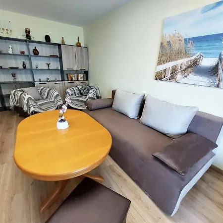 за гости , жк. зорница, бл.36 شقة *