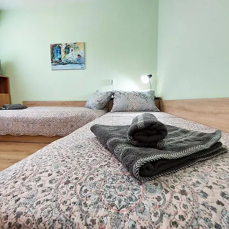 شقة за гости , жк. зорница, бл.36 *