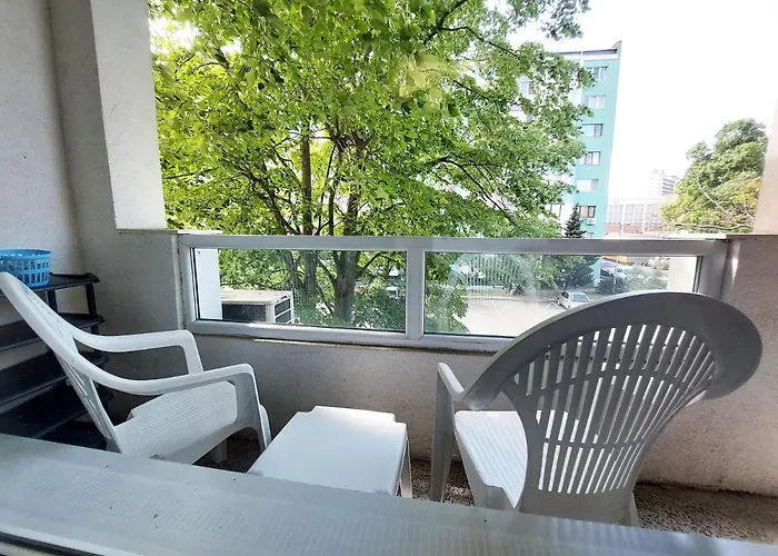 شقة за гости , жк. зорница, бл.36