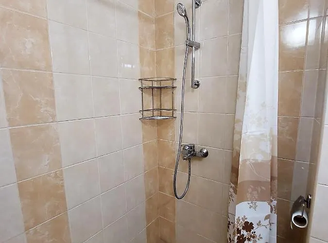 за гости , жк. зорница, бл.36 * Burgas